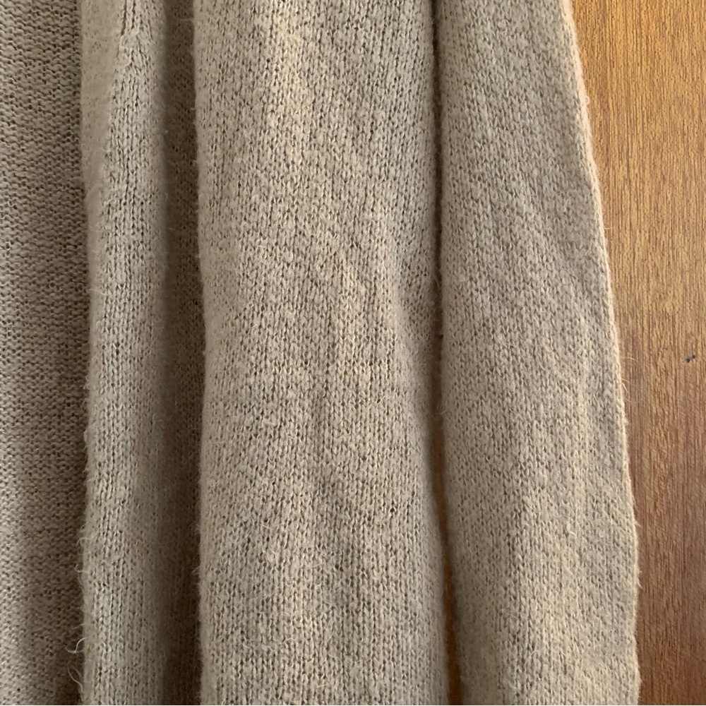 Cardigan - Picture 4 of 4